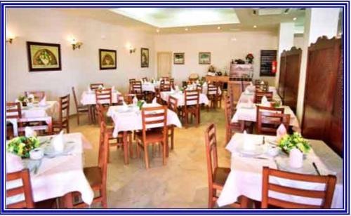 Restaurace v ubytování Hostal Restaurante Hermanos Zamora