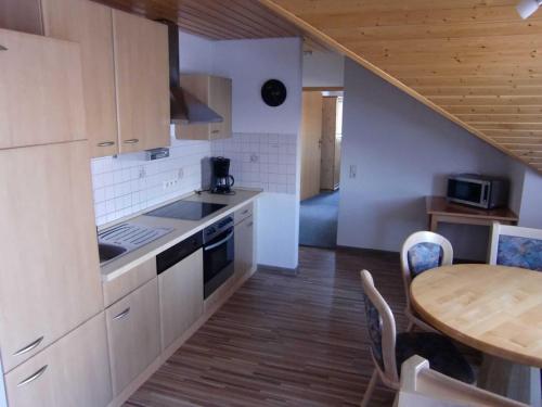 Kuchyň nebo kuchyňský kout v ubytování Haus Fechtig