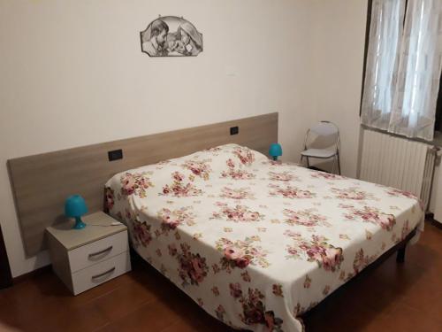 Postel nebo postele na pokoji v ubytování appartamento trieste