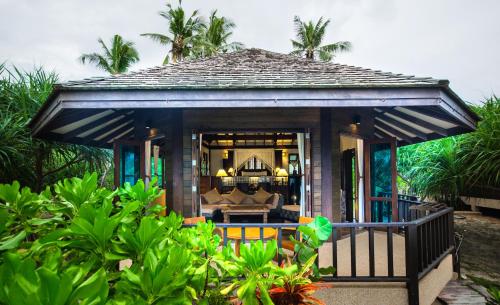Κήπος έξω από το Koh Jum Beach Villas "A member of Secret Retreats"