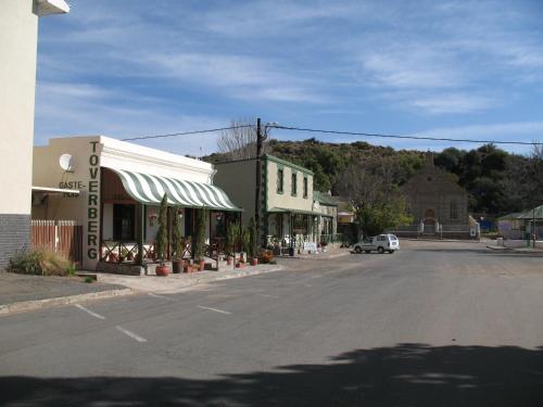 an empty street in a small town at Toverberg Guest Houses in Colesberg