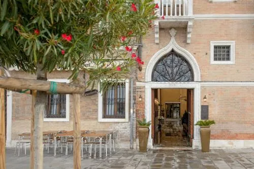 Palazzo Veneziano - Venice Collection photo 1