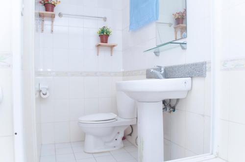 Bagno di Julz Tropical Apartments