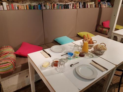 Φαγητό σε αυτό το κάμπινγκ ή κάπου εκεί κοντά