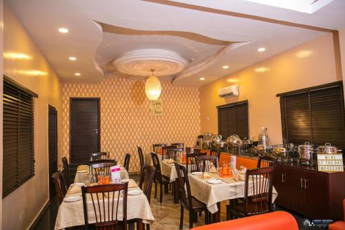 Gallery image of Fawzy Hotel in Ibadan