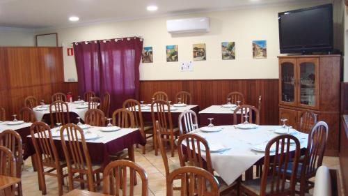 Majoituspaikan Guest House Sabores da Beira ravintola tai vastaava paikka