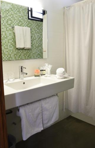 Ένα μπάνιο στο Udalla Park - Hotel & Apartamentos