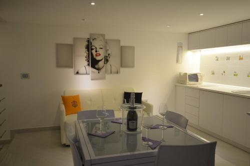 Gallery image of Golden Bay in Trani
