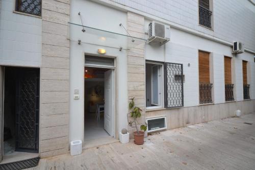 Gallery image of Golden Bay in Trani
