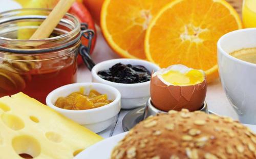 Eten bij of ergens in de buurt van het resort

