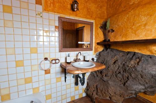 A bathroom at Poblado Jirdana I
