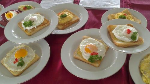 Φαγητό σε αυτός ο ξενώνας ή κάπου εκεί κοντά