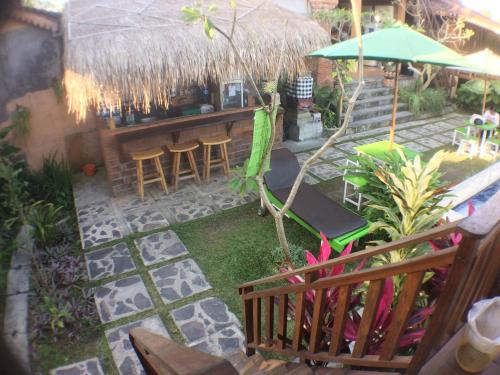 Κήπος έξω από το Green Paddy Hostel & Villa