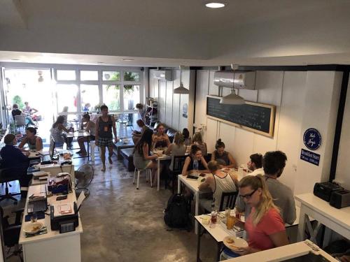Tetamu yang menginap di Hub of Joys Hostel