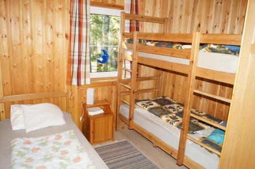 Poschodová posteľ alebo postele v izbe v ubytovaní Gutzeit