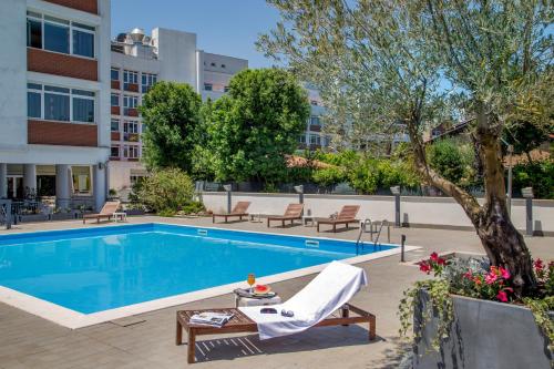A piscina localizada em Hotel Capannelle Roma ou nos arredores