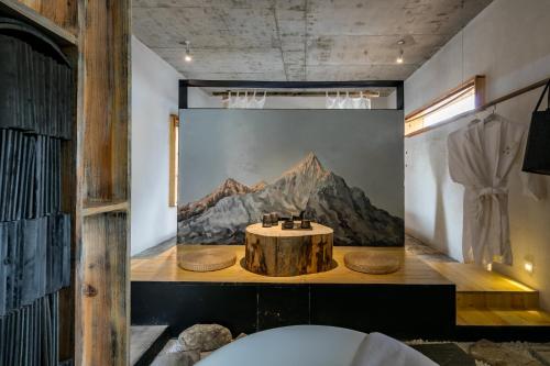 Shangri-La Karesansui Hotelにあるテレビまたはエンターテインメントセンター