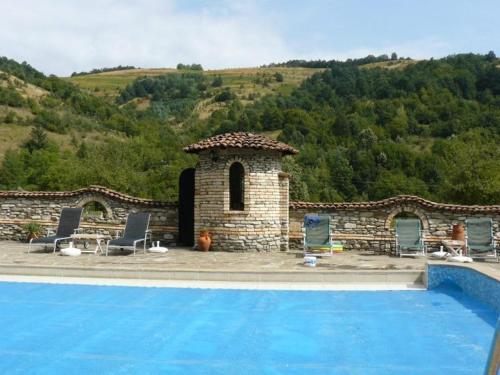 Gallery image of Rooms for Guests Bakhus in Shipkovo