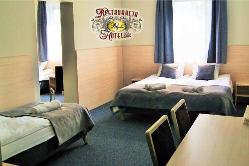 Φωτογραφία από το άλμπουμ του Uslugi Hotelowe Restauracja Rajska σε Lubliniec