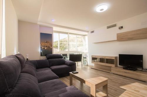 BEACH, CITY CENTER AND ENTERTAINMENT