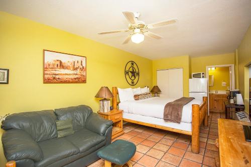 Gallery image of My Place Suites in Wickenburg