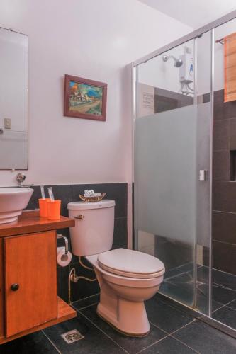 Ein Badezimmer in der Unterkunft Acacia Tree Garden Hotel
