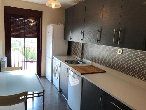 Cucina o angolo cottura di Apartamento Balcon De Jaca I