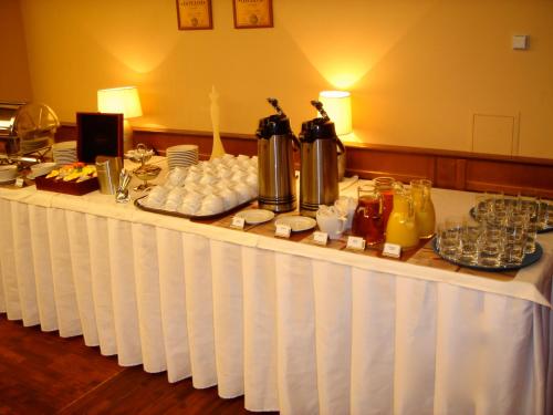 Jídlo v hotelu nebo okolí