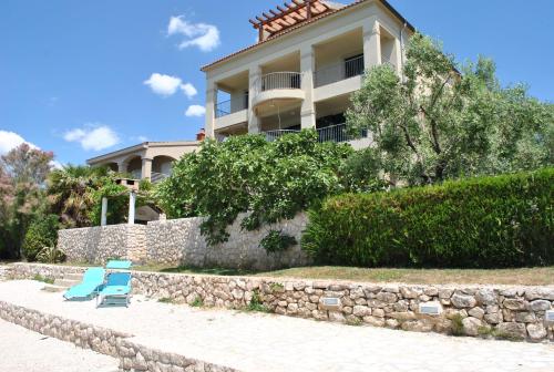 Apartment Cinthija