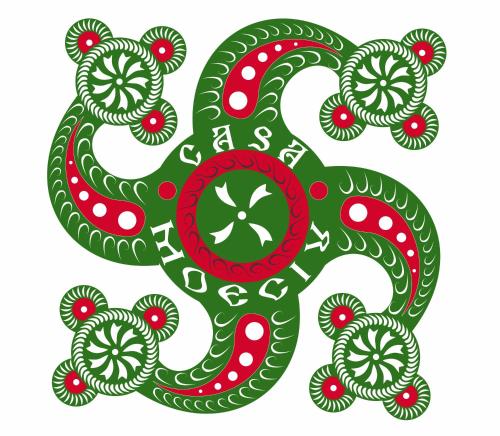 an ornate green and red octopus with red polka dots at Casa Moeciu Family in Moieciu de Jos