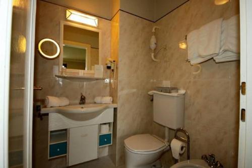 Koupelna v ubytování Hotel Seewinkel