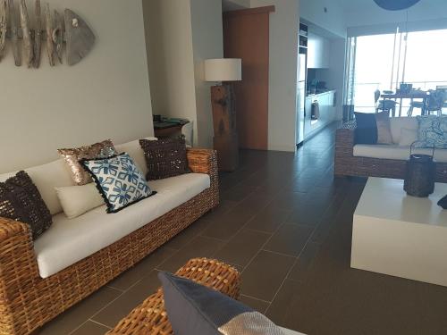 Penthouse on Bright Point – Photos 5