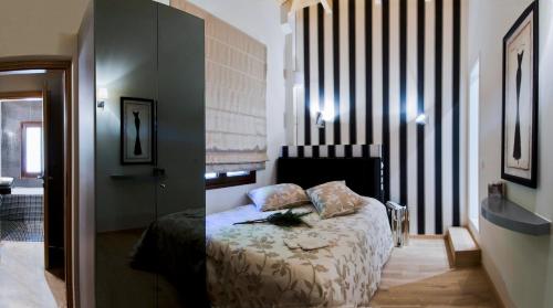 Forest Suites Boutique Hotelにあるベッド