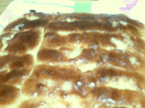 een close-up van een pannenkoek op een tafel bij El Rincon Del Villar in Villar de Plasencia