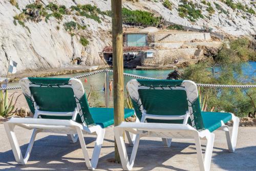 Blue Fisherman House 3 By homevillas360