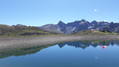 Un paisaje natural cerca de la casa vacacional