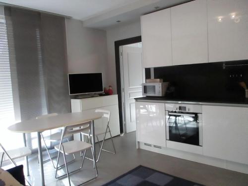 Foto da galeria de Appartement Cattleya - rue halevy em Nice