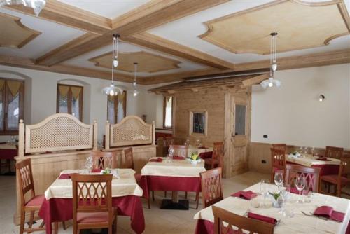 A restaurant or other place to eat at Locanda Borgo Chiese