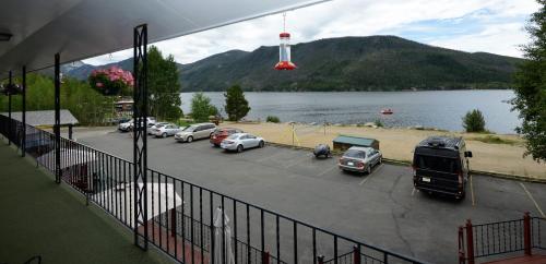Gallery image of Western Riviera Lakeside Lodging in Grand Lake