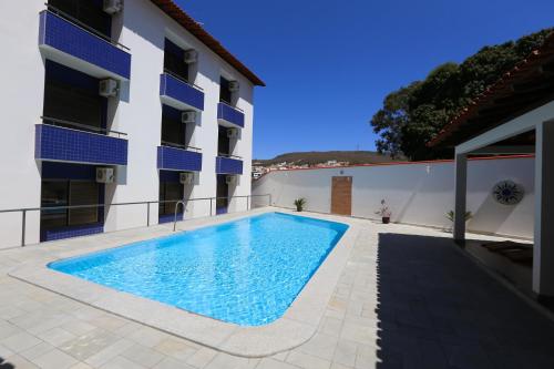 Hotel Porto do Sol tesisinde veya buraya yakın yüzme havuzu
