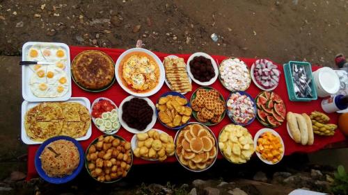 Jídlo v penzionu nebo okolí