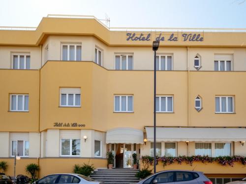 Gallery image of Hotel de la Ville in Senigallia