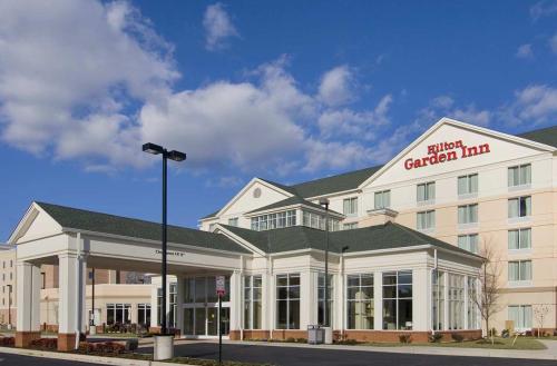 restaurants near hilton garden inn richmond airport