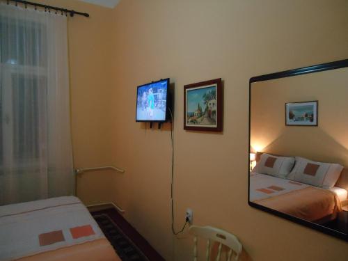 Katil atau katil-katil dalam bilik di Apartments Villa Svetlana