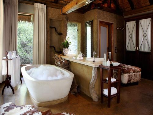 Fotografie z fotogalerie ubytování Jabulani Safari v destinaci Kapama Private Game Reserve