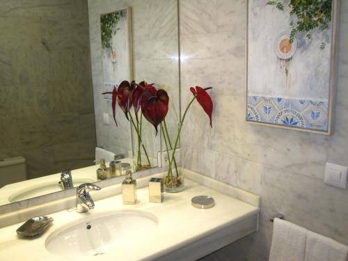 A bathroom at APARTAMENTO EN CENTRO HISTÓRICO con PARKING GRATIS