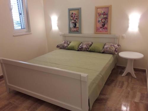 Postel nebo postele na pokoji v ubytování Apartments Lux Life