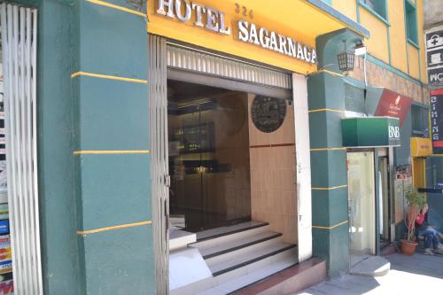 Exteriér nebo vchod ubytování Hotel Sagarnaga