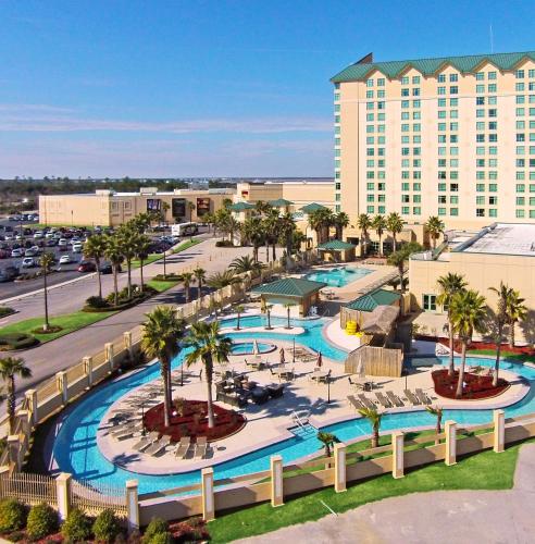 an aerial view of the pool at the resort at Hollywood Casino Gulf Coast in Bay Saint Louis