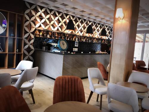 Lounge nebo bar v ubytování Hotel Jurgen